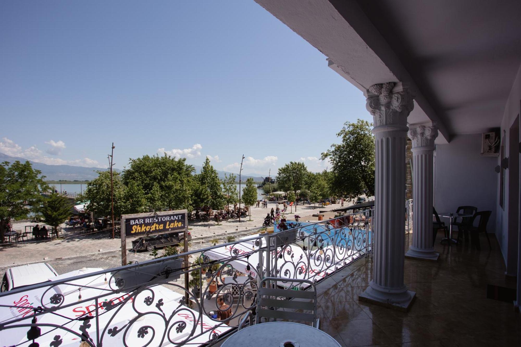 Hotel Shkodra Lake Široka Extérieur photo